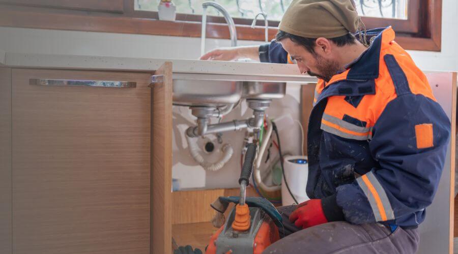 Expert burst pipe repair services in Zephyrhills, FL